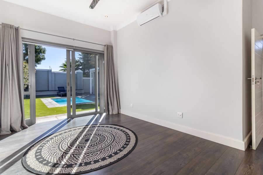 3 Bedroom Property for Sale in Vrykyk Western Cape